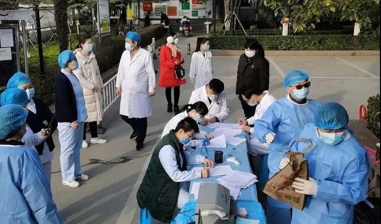 直击疫情 会员风采丨南阳南石医院 300余医护“献血”为抗疫加油