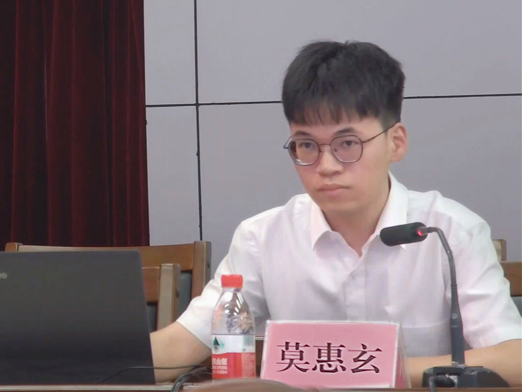 4.图六莫惠玄作考核工作讲解.JPG