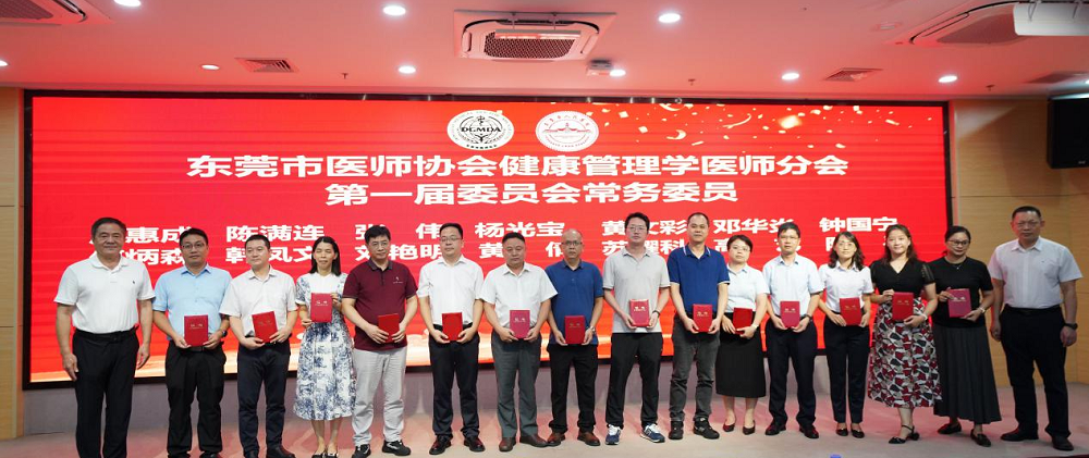图片滑动展示（常委3） - 副本.png