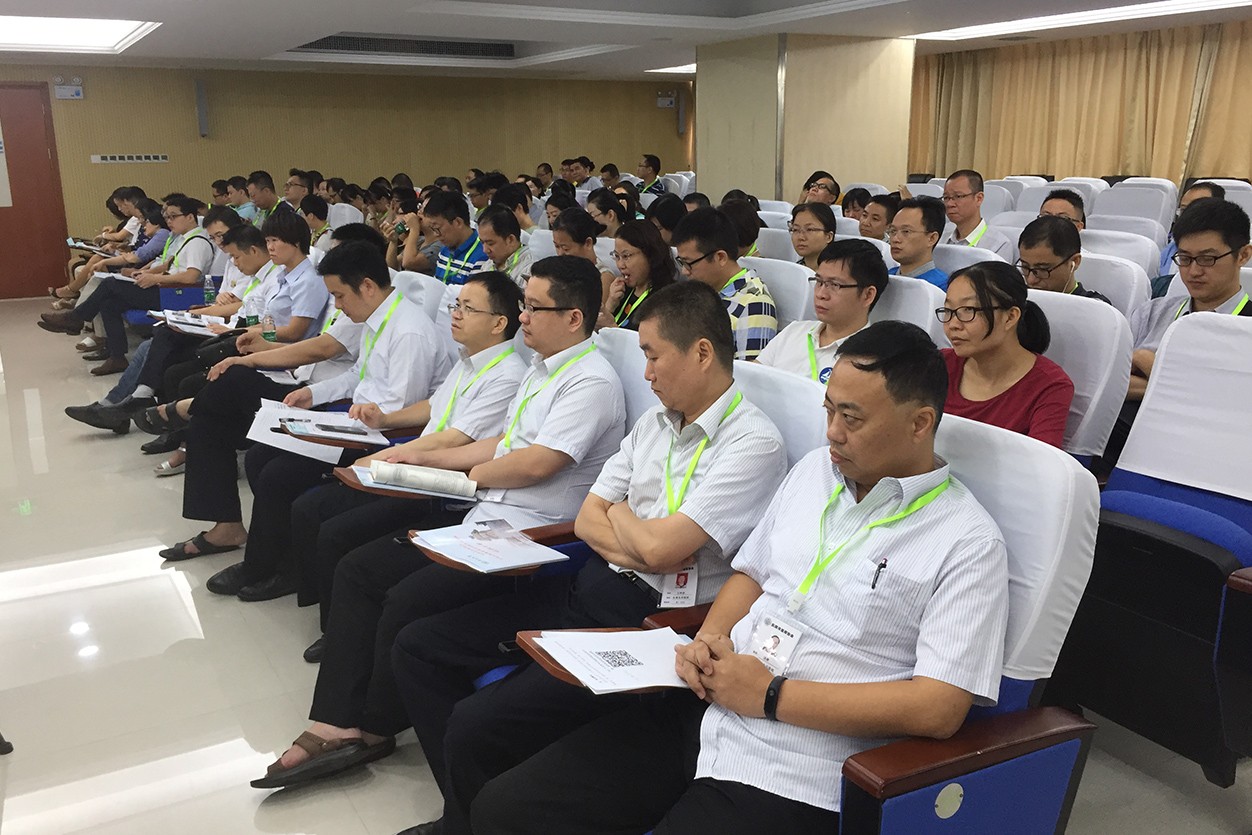 图2 东华医院B班授课现场.JPG