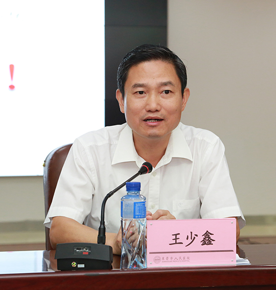 图5 中山大学医学继续教育中心王少鑫主任致辞.JPG